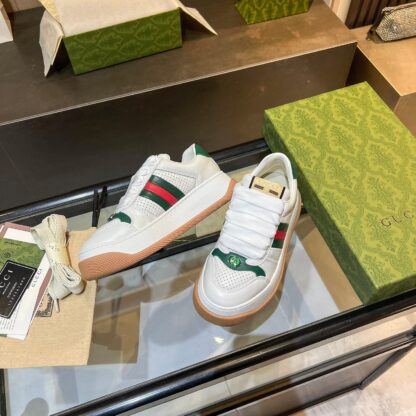 Gucci casual sneakers - Image 3
