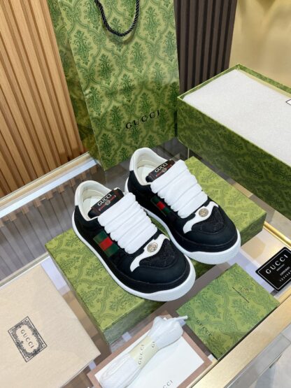 Gucci casual sneakers - Image 3