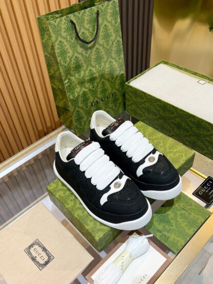 Gucci casual sneakers - Image 3