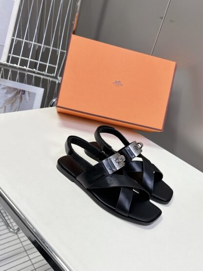 Hermès Spring and Summer Classic Square Toe Black Versatile Comfort Sandals - Image 2