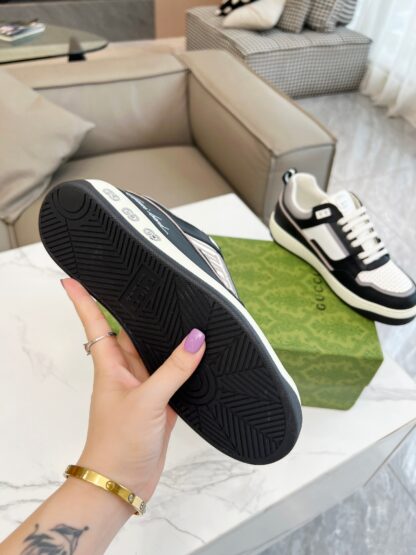 Gucci's latest hot-selling sneakers for couples - Image 3