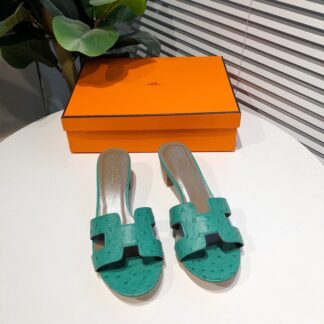 Hermès summer all-match light green thick-heeled sandals