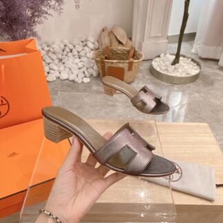 Hermès summer classic gray-gold palm pattern thick-heeled sandals