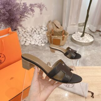 Hermès summer versatile classic black and brown palm pattern thick heel sandals