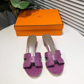 Hermès summer versatile purple crocodile pattern thick heel sandals
