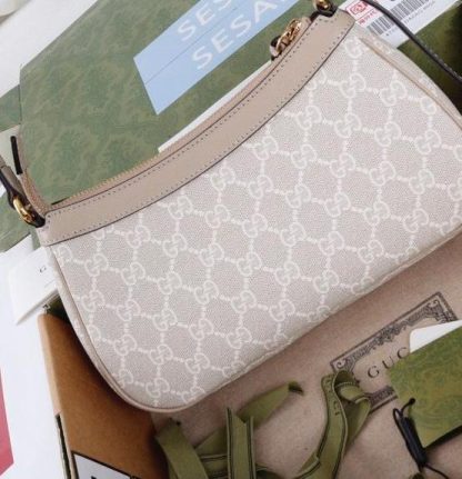 Gucci small handbag - Image 2