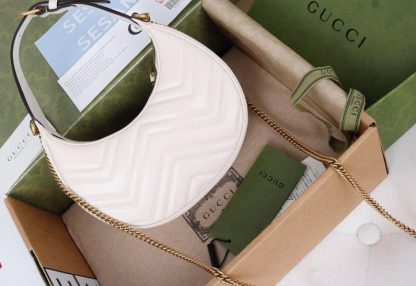 Gucci Crescent Shape Retro Handbag - Image 2