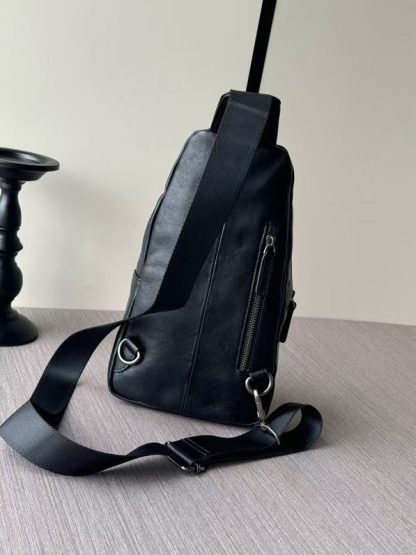 Prada casual popular chest bag - Image 2