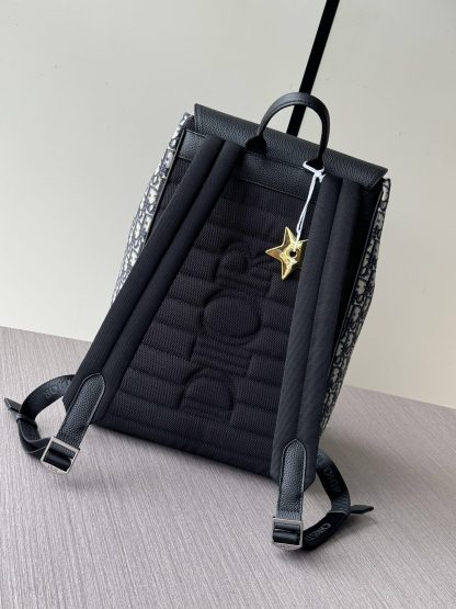Dior Saddle Backpack - Image 2