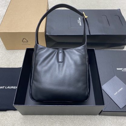 Ysl hobo lambskin underarm bag - Image 2