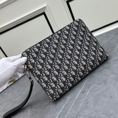 Dior Oblique Clutch - Image 2