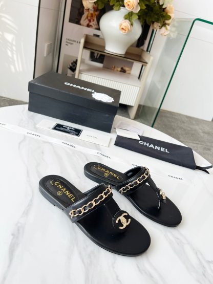 Chanel Spring/Summer Black Chain Series Angle Slippers - Image 2
