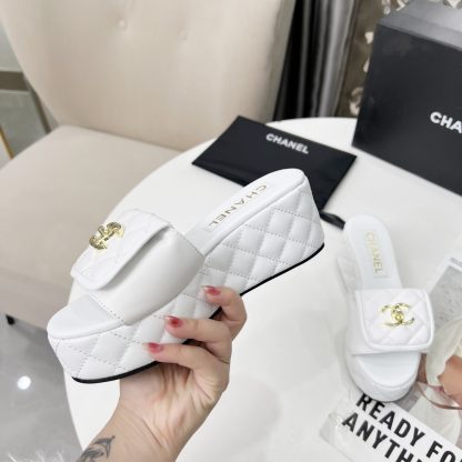 Chanel white spring and summer series European and American catwalk new slippers heel height 6.5 - Image 2