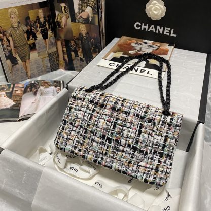 Chanel CF woolen chain bag - Image 2