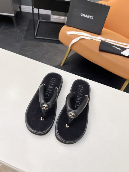 Chanel summer hit cute macaron black flip flops Sole thickness: 2cm - Image 2