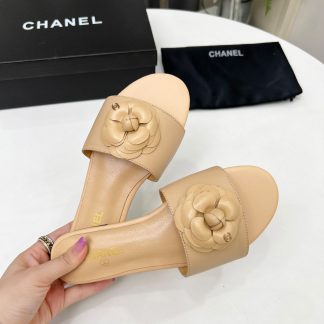 Chanel new apricot fabric sheepskin slippers