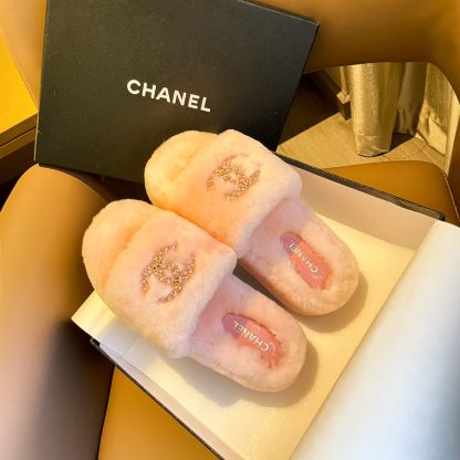 Chanel new pink pure natural lambswool slippers - Image 2