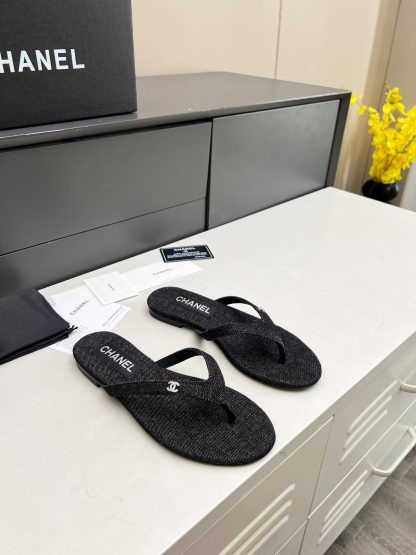 Chanel Spring/Summer Black Leather Denim Flip-Flops - Image 2
