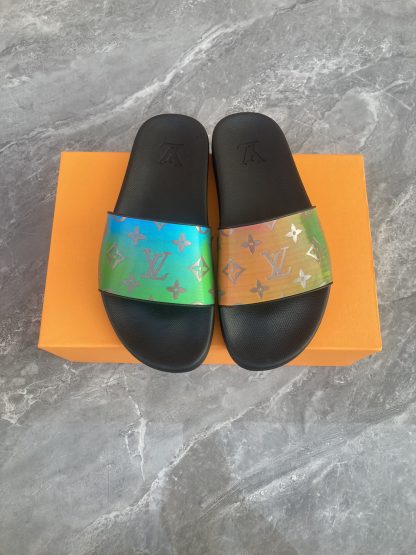 Louis Vuitton couple slippers - Image 2