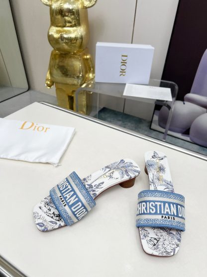 Dior silk forged fashion sandals for women - Image 2