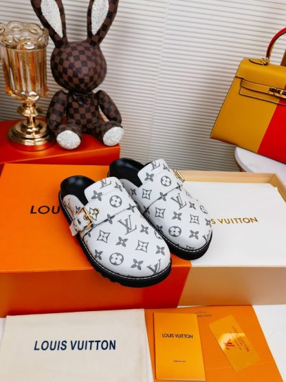 Louis Vuitton monogram bread slippers - Image 2