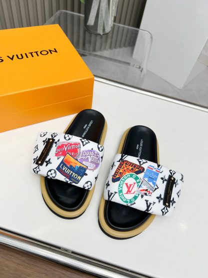 Louis Vuitton embossed logo Ol Llow Comfort slide sandals - Image 2