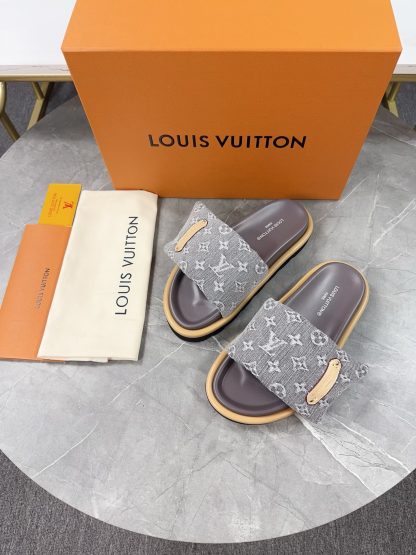 Louis Vuitton embossed logo slippers Pool Pillow Comfort flat slides - Image 2
