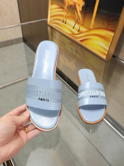 Dior flat thong sandals - Image 2