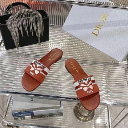 Dior letter logo 3D embroidery slide sandals - Image 2