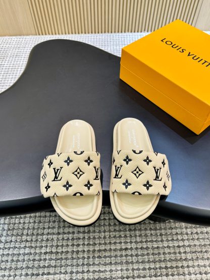 Louis Vuitton Pool Pillow Comfort Slide Sandals - Image 3