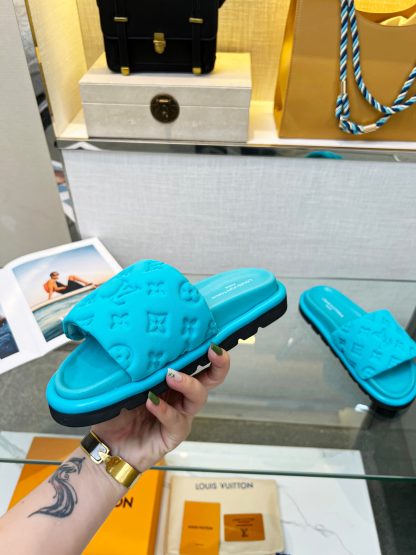 Louis Vuitton Pool Pillow Comfort Slide Sandals - Image 3