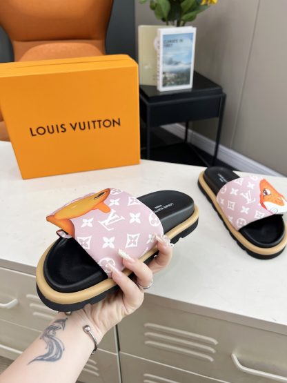 Louis Vuitton ol llow comfort flat sandals - Image 3