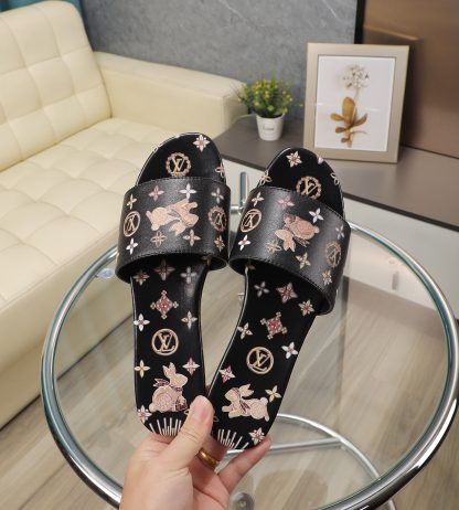 Louis Vuitton low-top flip flops - Image 3