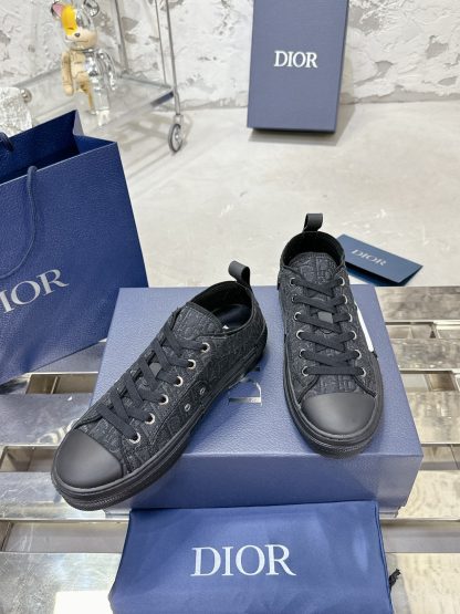 Dior Classic Couple's Low-Top Sneakers - Image 3
