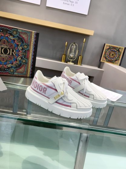 Dior Classic Casual Sneakers - Image 3
