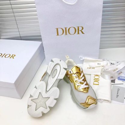 Dior modern and stylish Vibe sneakers - Image 3