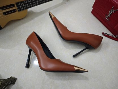 YSL high heels with YSL logo, elegant and stylish high heels. - Image 4