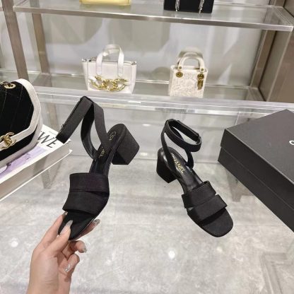 Chanel black spring and summer new classic sandals, heel height 5cm - Image 3