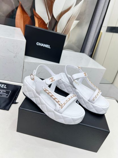 Chanel Spring White Top Chain Versatile Lightweight Sandals - Image 3