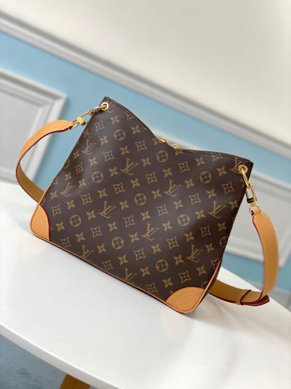 Louis Vuitton autumn and winter new Odeon medium handbag - Image 3