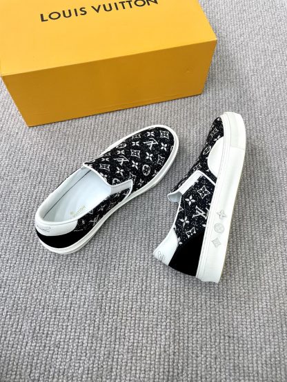 Louis Vuitton Men's Fashion Casual Sports Shoes - Image 3