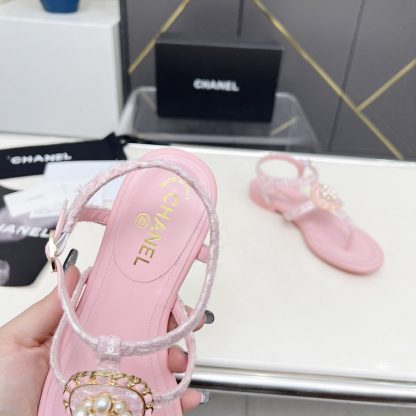 Chanel Spring-Summer Dance Shoes Collection New Retro Pink Sandals - Image 3