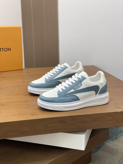 Louis Vuitton Men's Classic Casual Sneakers - Image 3