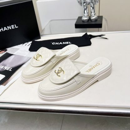 Chanel autumn and winter new goddess elegant temperament off-white half-slippers - Image 3