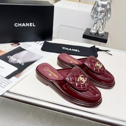 Chanel autumn and winter new goddess elegant temperament red shiny leather half slippers - Image 3