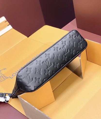 Louis Vuitton Black Leather Embossed POCHETTE VOYAGE SOUPLE Clutch - Image 3