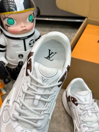 Louis Vuitton Olympia series couples' models Silver Horn King leisure sports shoes running shoes - Image 4