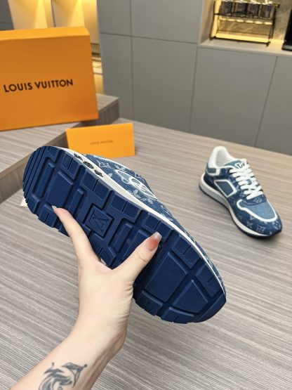 Louis Vuitton new runaway men's breathable sneakers - Image 4