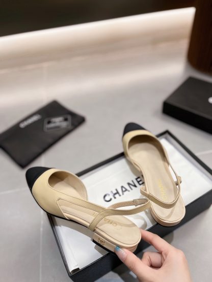 Chanel pointed lambskin apricot sandals - Image 3