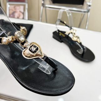 Chanel Pearl Heart Elegant Black Sandals Heel Height 3cm